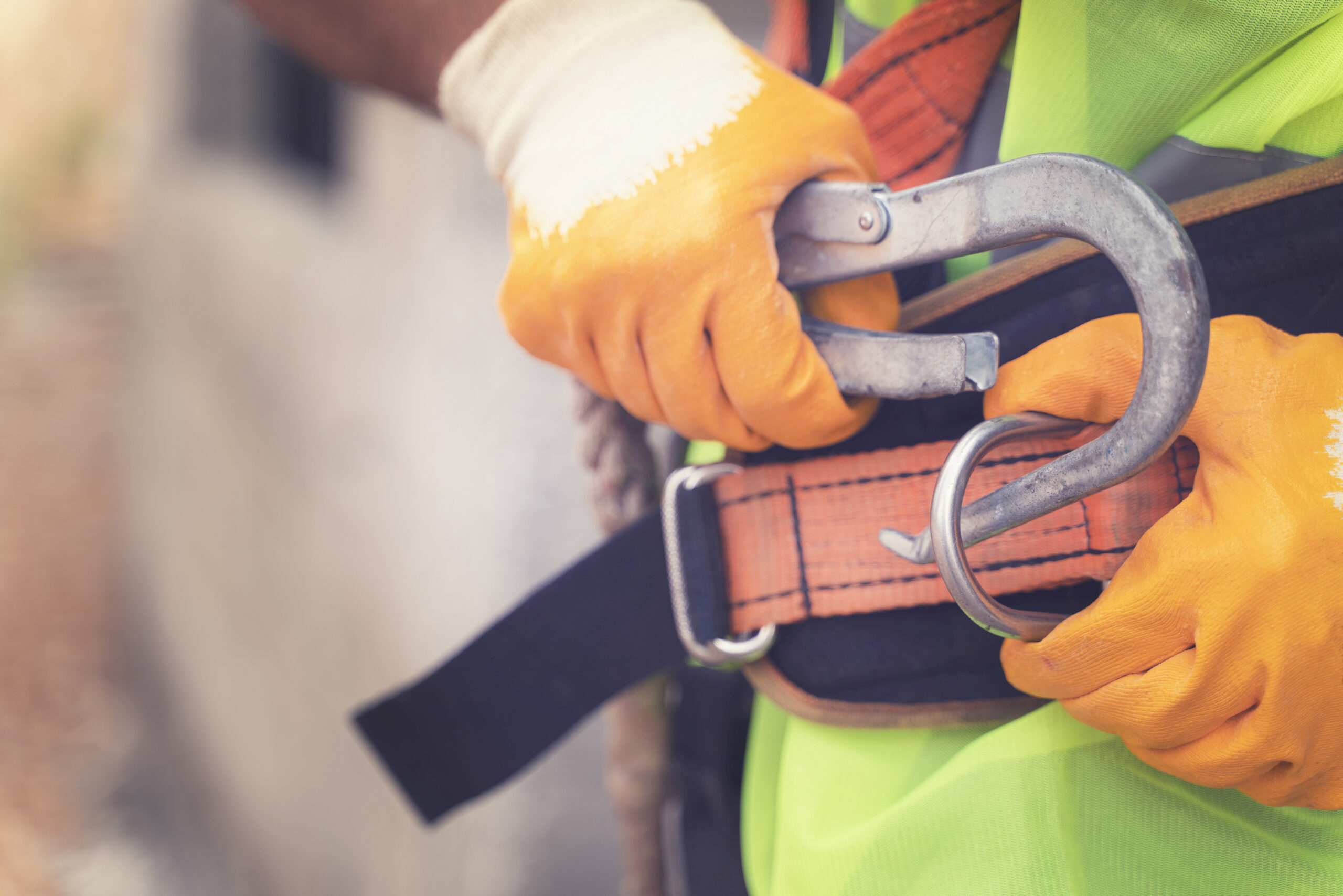 Fall Protection Systems; full harness type safety belt